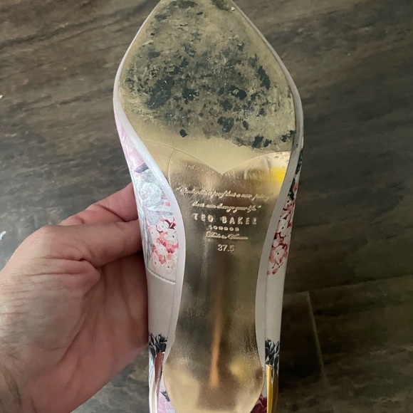 Ted Baker floral heels - Picture 8 of 12